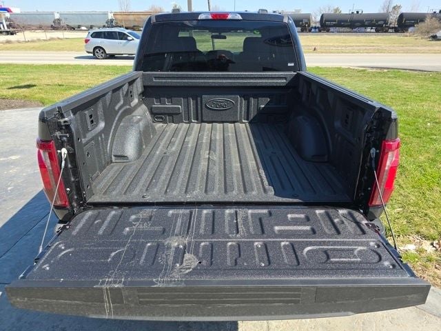 2025 Ford F-150 STX 4X4