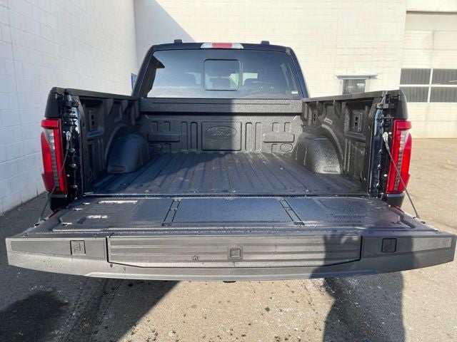 2025 Ford F-150 XLT FX4