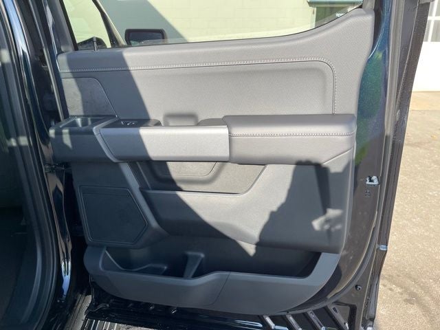 2025 Ford F-150 XLT FX4