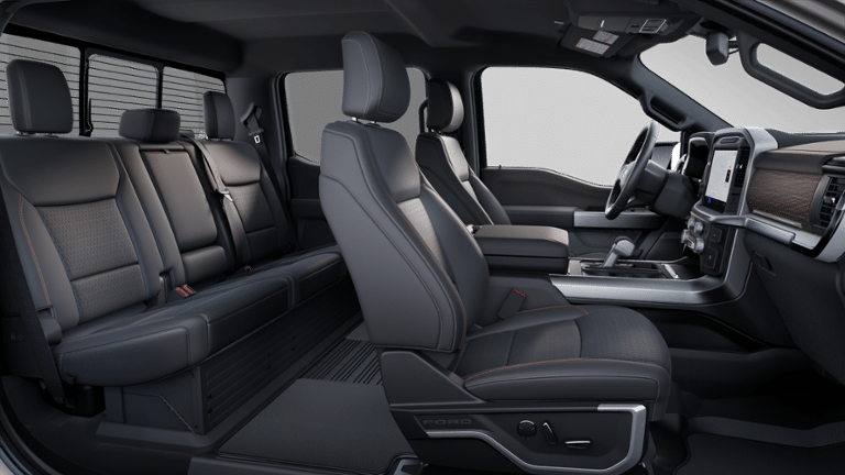 2025 Ford F-150 Lariat 4X4