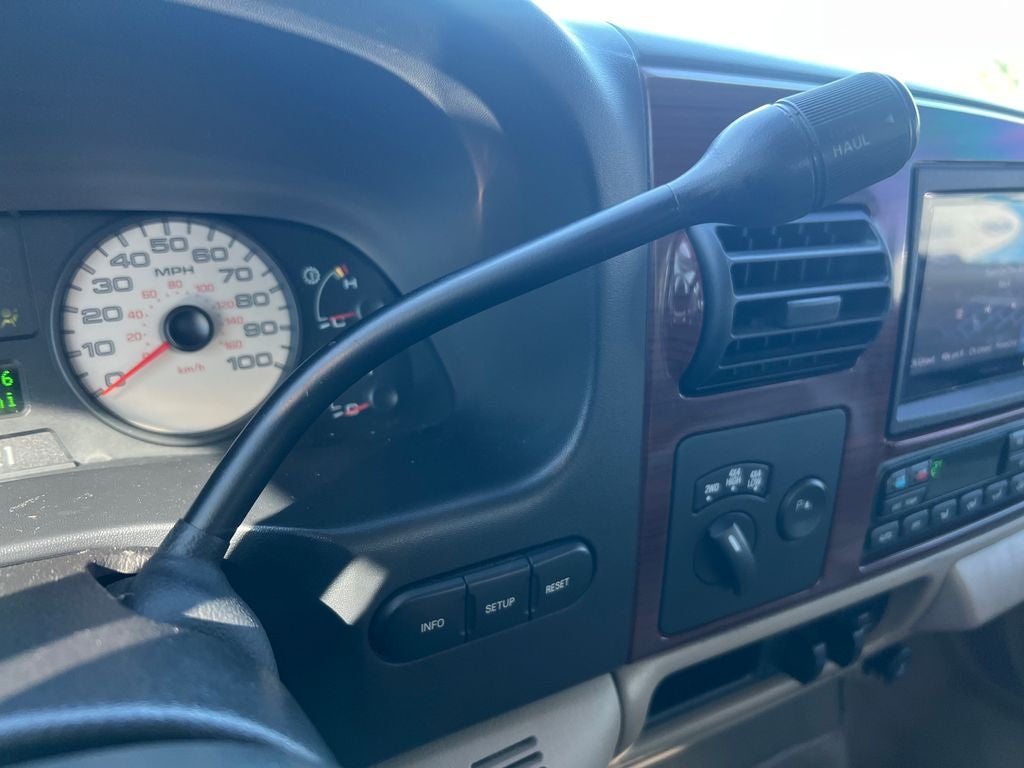 2006 Ford F-350SD Lariat