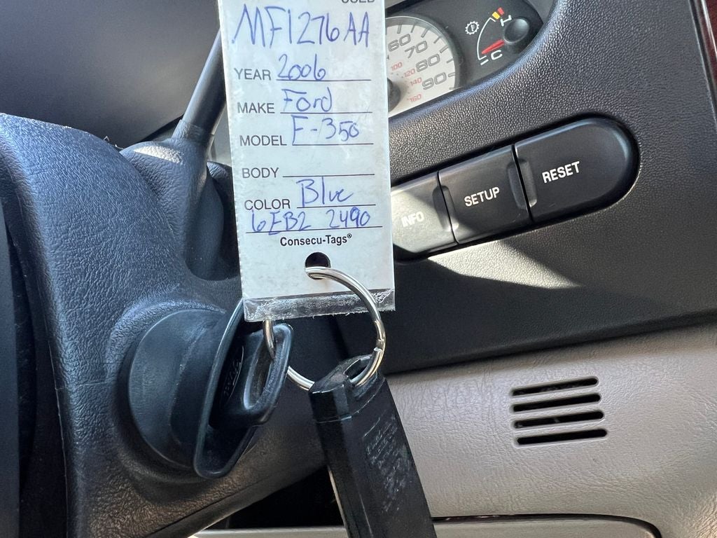 2006 Ford F-350SD Lariat