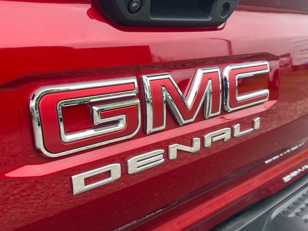 2023 GMC Canyon Denali