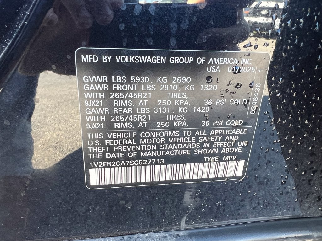 2025 Volkswagen Atlas 2.0T SEL Premium R-Line