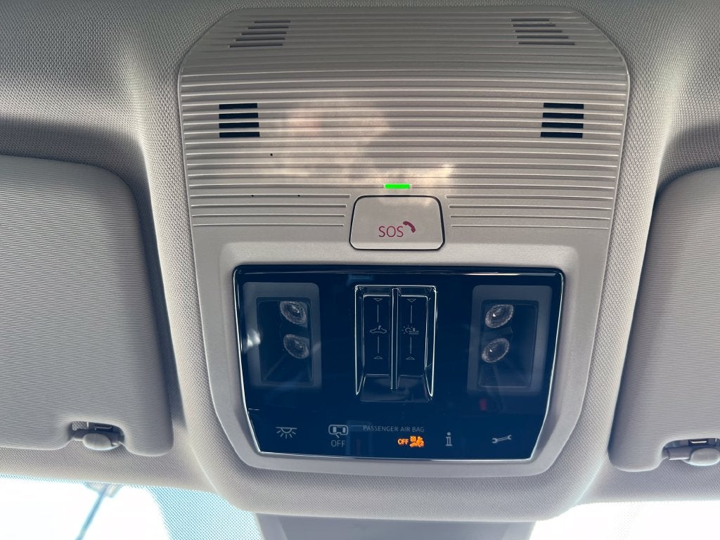 2025 Volkswagen Atlas 2.0T SEL Premium R-Line