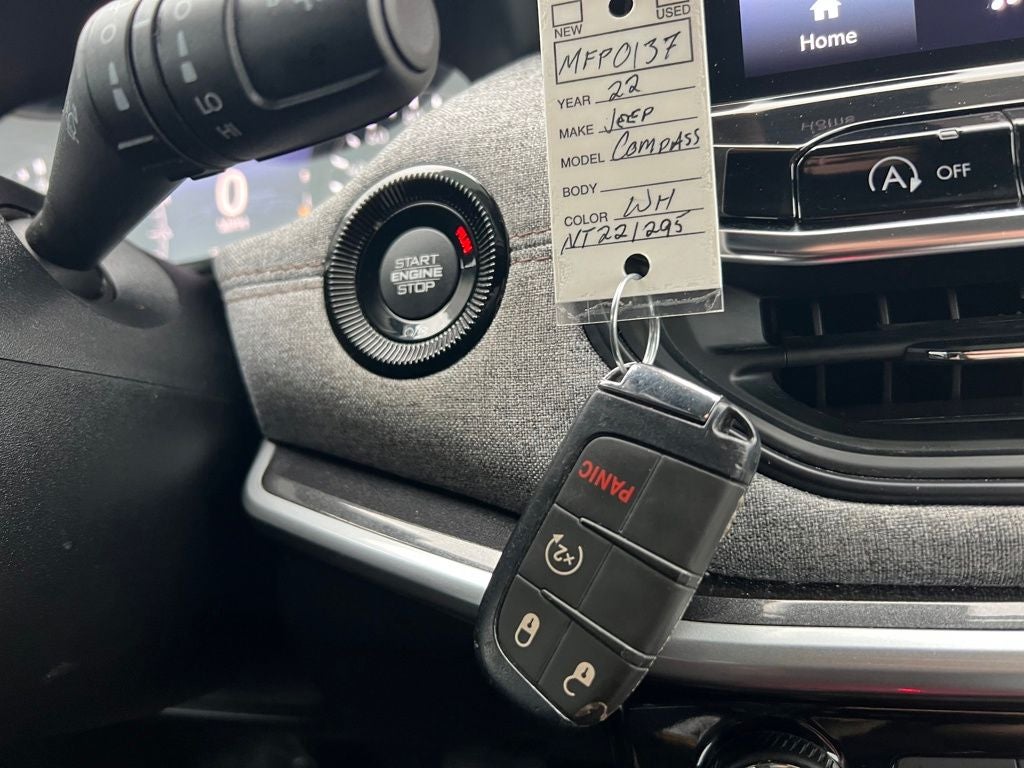 2022 Jeep Compass Latitude Lux