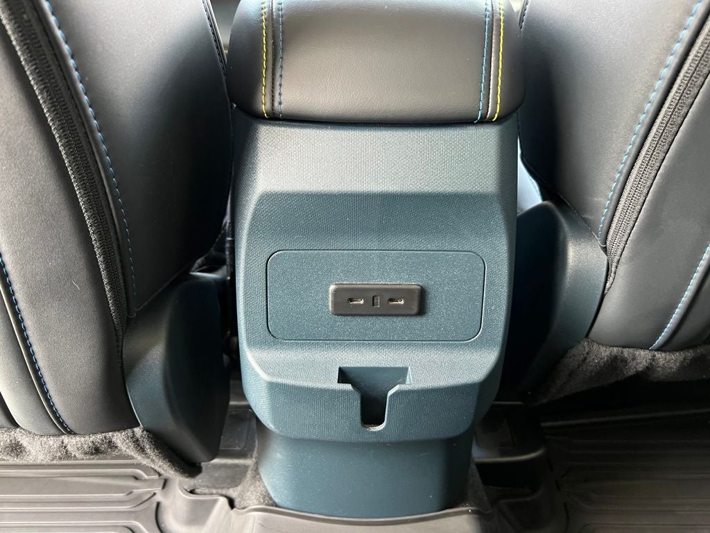 2025 Ford Maverick LOBO