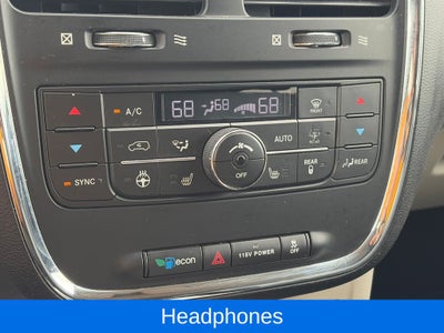 2016 Chrysler Town & Country Touring