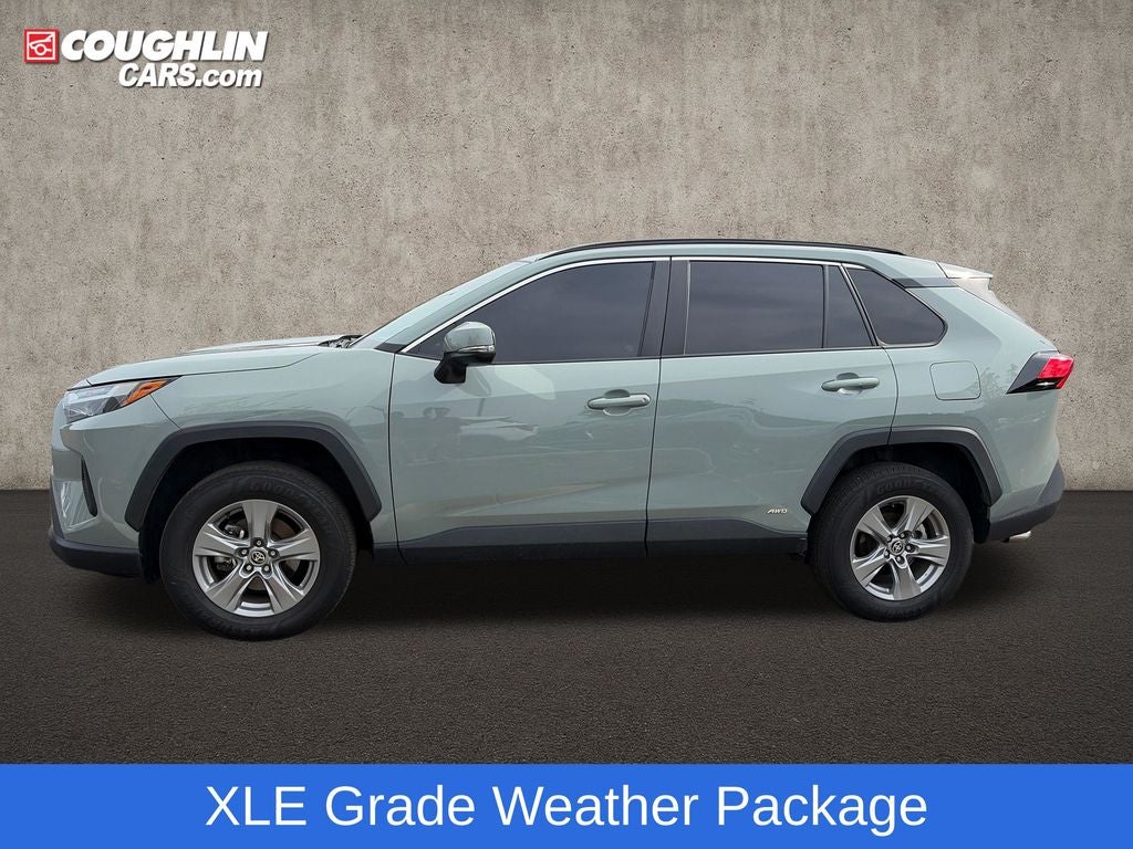 2022 Toyota RAV4 Hybrid XLE