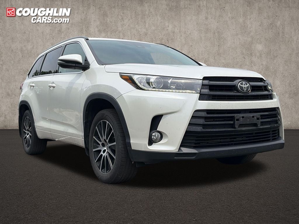 2018 Toyota Highlander Base