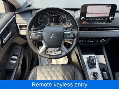 2022 Mitsubishi Outlander SEL