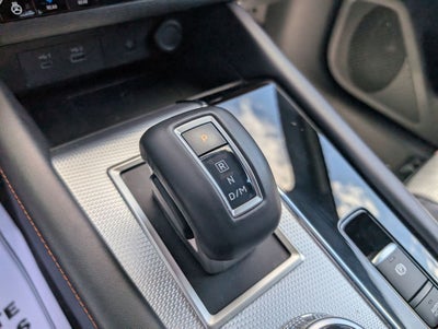 2024 Mitsubishi Outlander Base