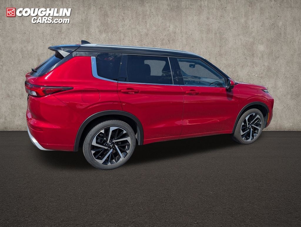 2024 Mitsubishi Outlander Base