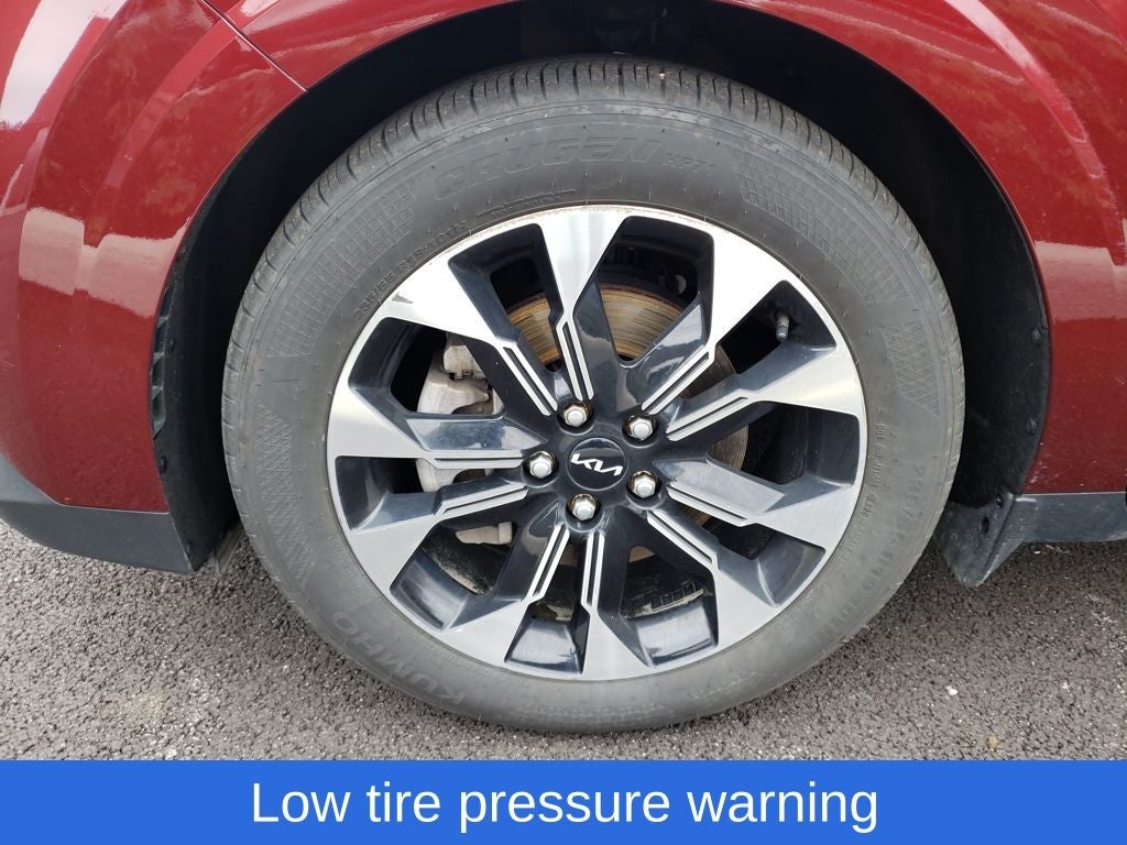 2024 Kia Carnival EX