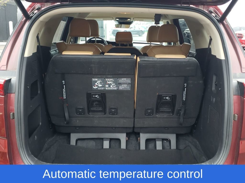 2024 Kia Carnival EX