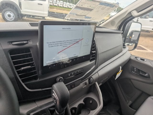 2027 Ford Transit-350 XL