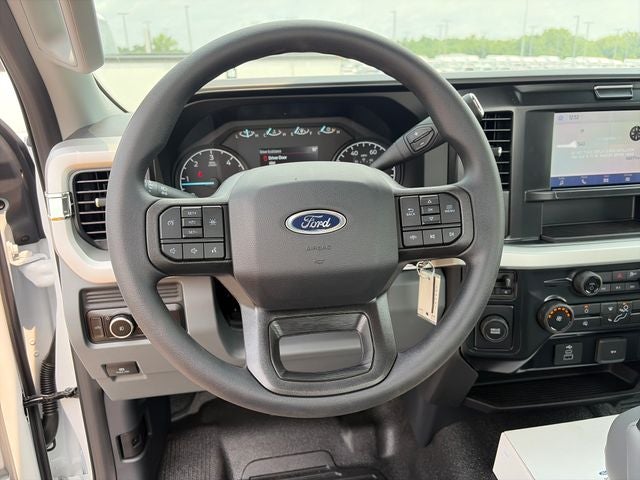 2026 Ford F-600SD XL