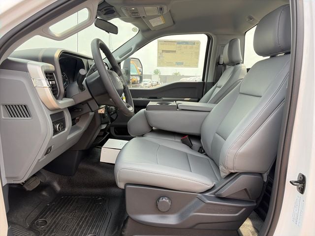 2026 Ford F-600SD XL