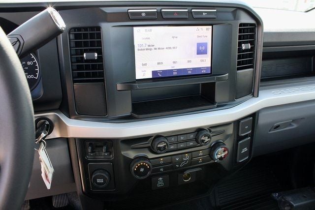 2024 Ford F-600SD XL