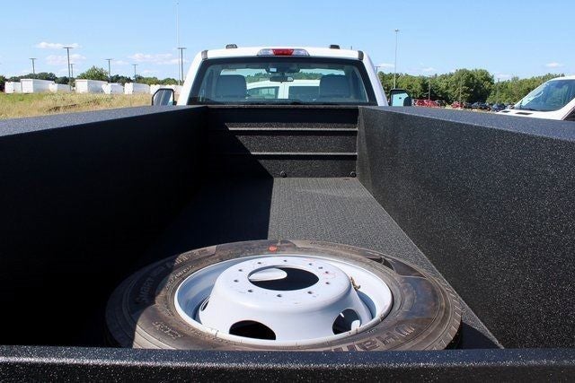 2024 Ford F-600SD XL