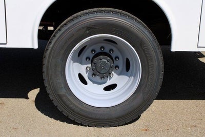 2024 Ford F-600SD XL