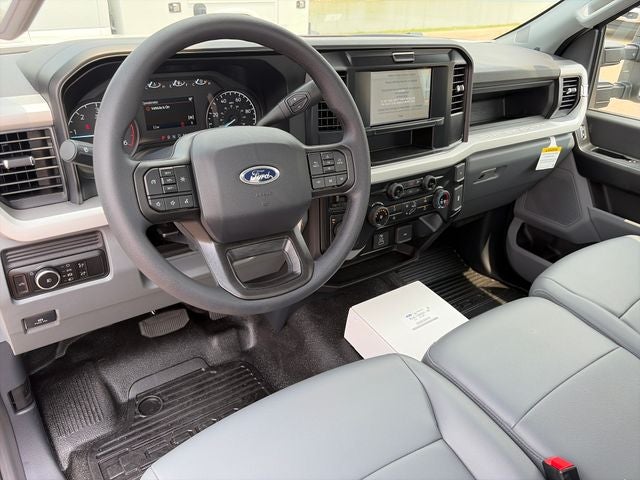 2026 Ford F-600SD XL