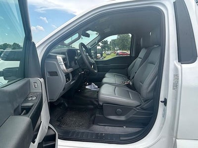 2025 Ford F-600SD XL