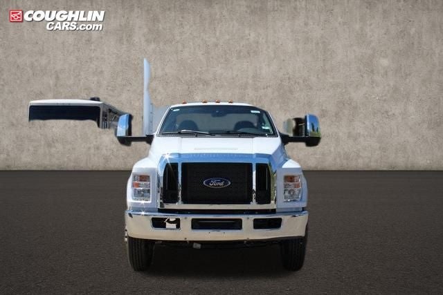 2025 Ford F-650SD Base