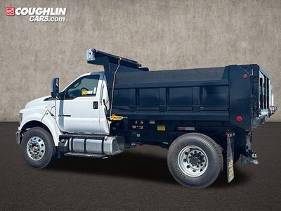 2025 Ford F-750SD Base