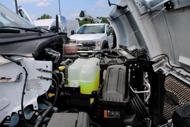 2024 Ford F-750SD Base