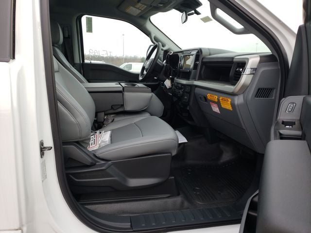 2025 Ford F-350SD XL DRW