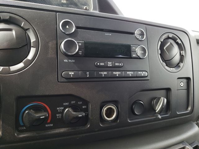 2011 Ford E-350SD Base Cutaway