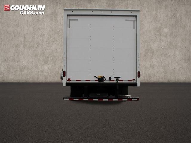 2025 Ford E-350SD Base Cutaway