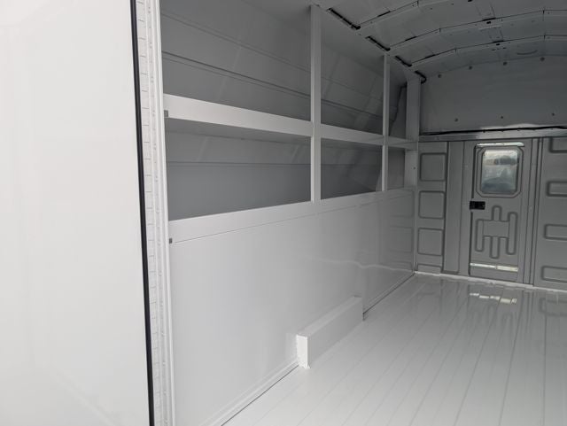 2025 Ford E-350SD Base Cutaway