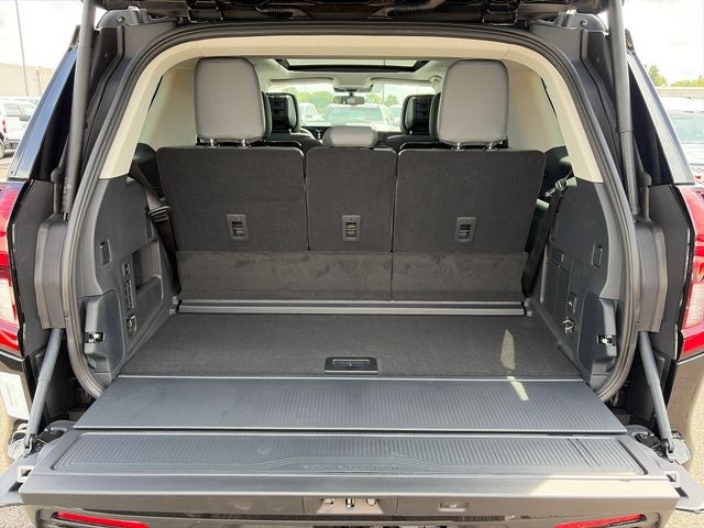 2027 Ford Expedition Active