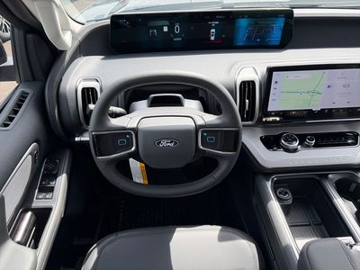 2027 Ford Expedition Active