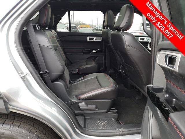 2022 Ford Explorer ST-Line