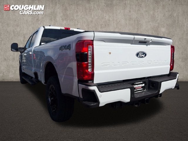 2027 Ford F-350SD XLT