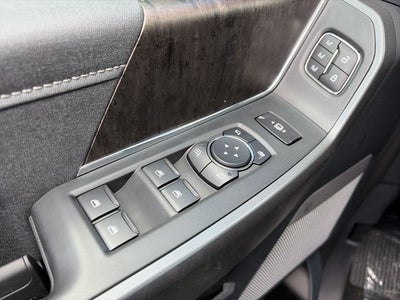 2027 Ford F-350SD Lariat