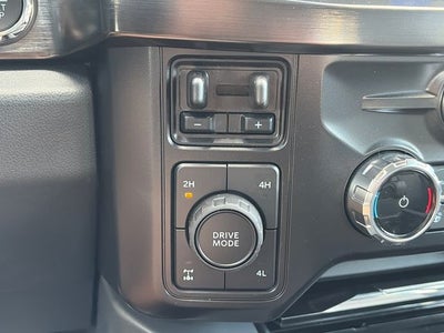 2027 Ford F-350SD Lariat