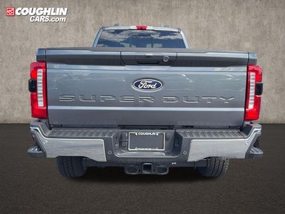 2027 Ford F-350SD Lariat