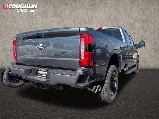 2027 Ford F-350SD XLT