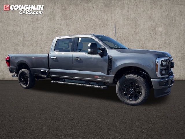 2027 Ford F-350SD XLT