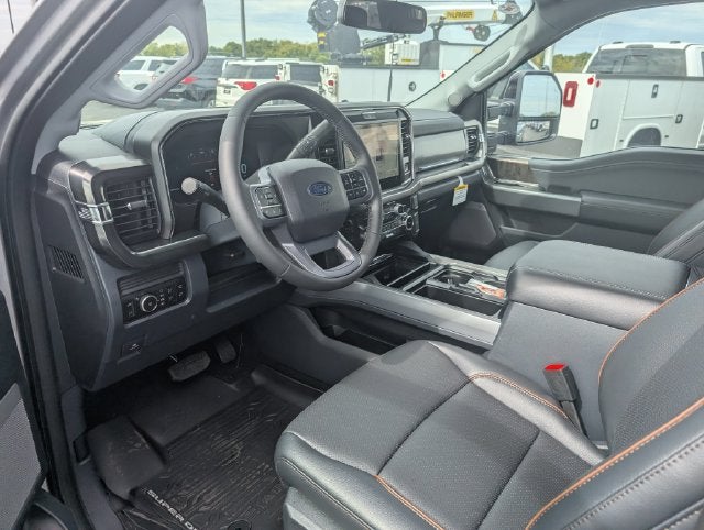 2027 Ford F-350SD Lariat