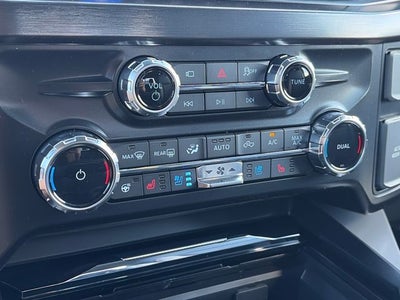 2027 Ford F-350SD Lariat