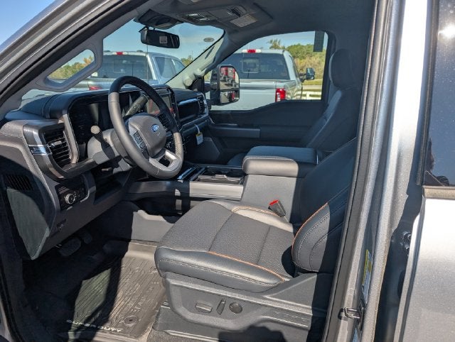 2027 Ford F-350SD Lariat