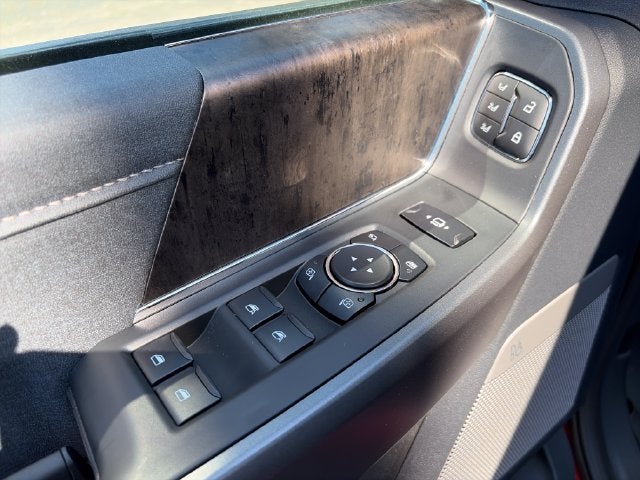 2027 Ford F-350SD Lariat
