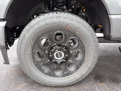 2027 Ford F-350SD Lariat