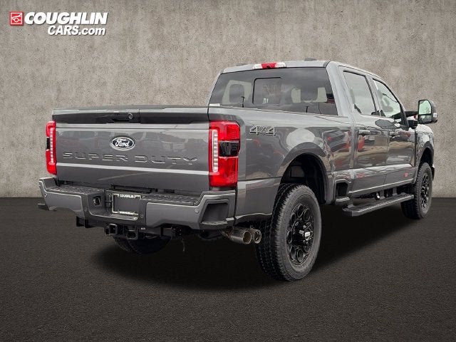 2027 Ford F-350SD Lariat