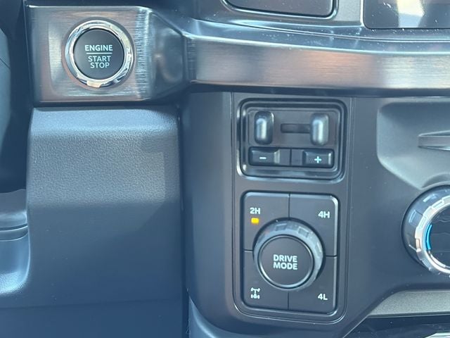 2027 Ford F-350SD Lariat